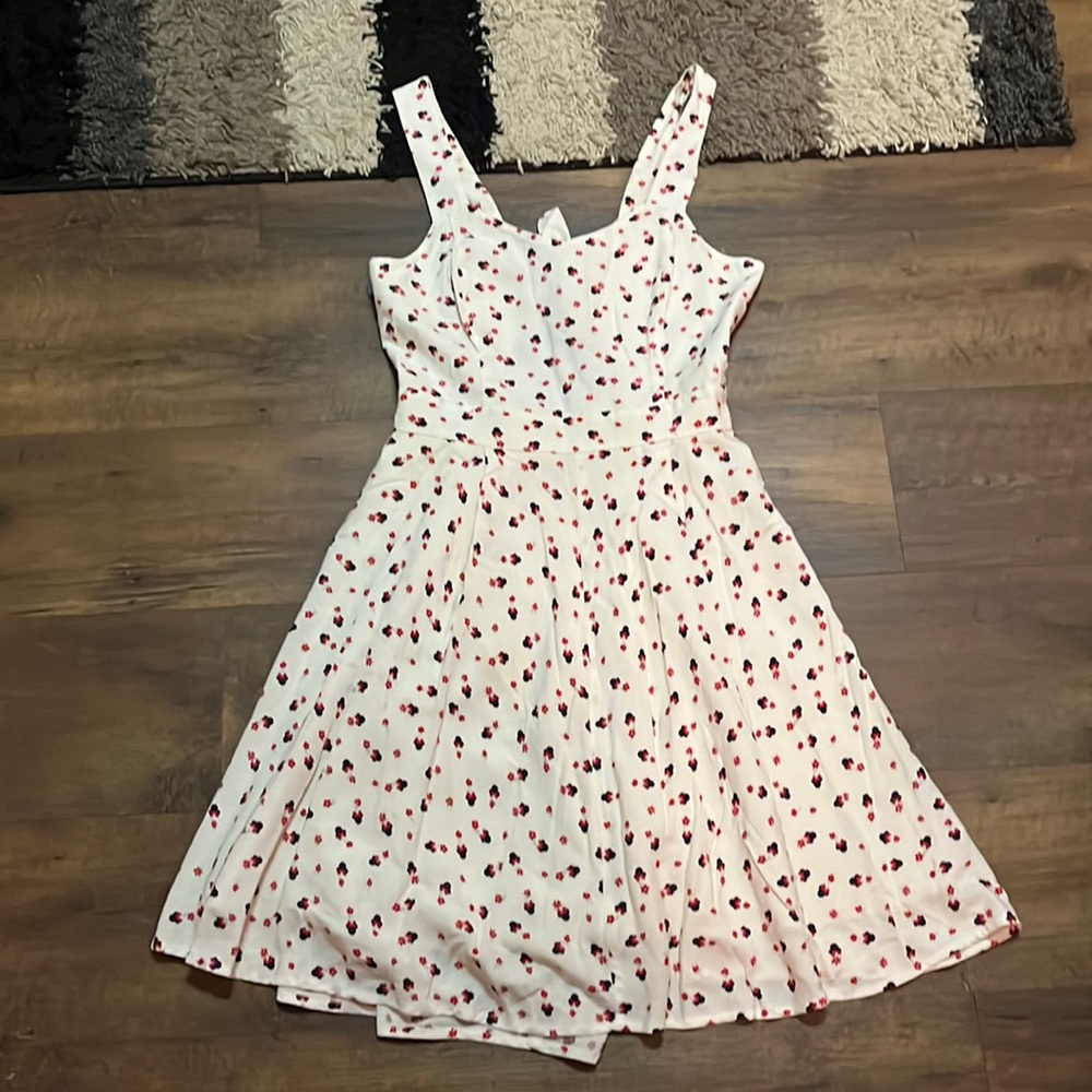 Women’s/Junior size 8 Disney Minnie Dress